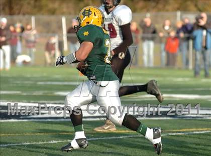 Thumbnail 1 in Holy Cross vs. Valley Regional/Old Lyme (CIAC Class S Semifinal) photogallery.