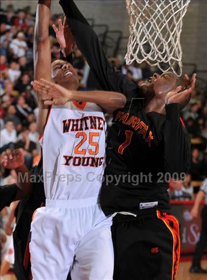Thumbnail 2 in Young vs. Fairfax (Nike Extravaganza) photogallery.