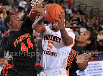 Thumbnail 1 in Young vs. Fairfax (Nike Extravaganza) photogallery.