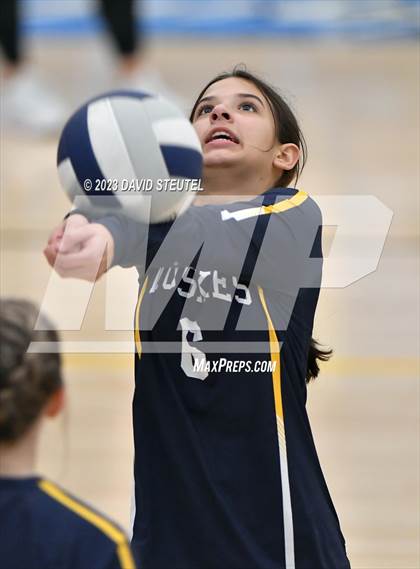 Thumbnail 1 in Sutter @ Center photogallery.