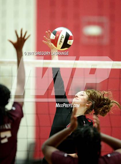 Thumbnail 3 in Lewisville vs Liberty photogallery.