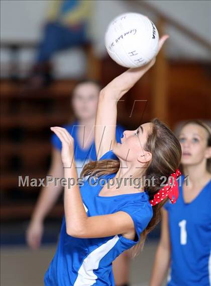 Thumbnail 3 in Calhoun Academy @ Holly Hill Academy photogallery.