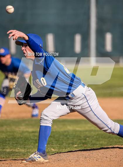Thumbnail 1 in Los Altos vs Serrano photogallery.
