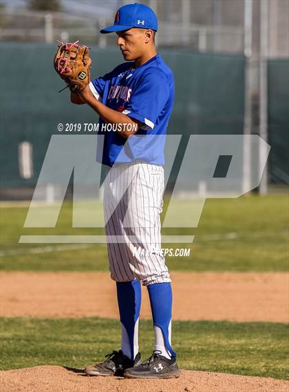 Thumbnail 2 in Los Altos vs Serrano photogallery.