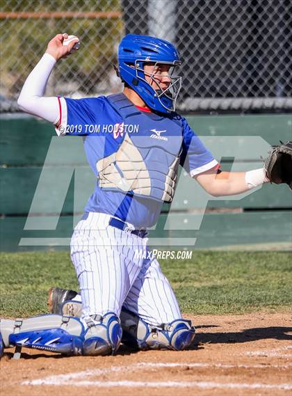 Thumbnail 1 in Los Altos vs Serrano photogallery.