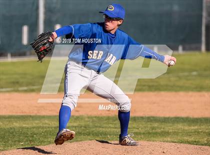 Thumbnail 1 in Los Altos vs Serrano photogallery.