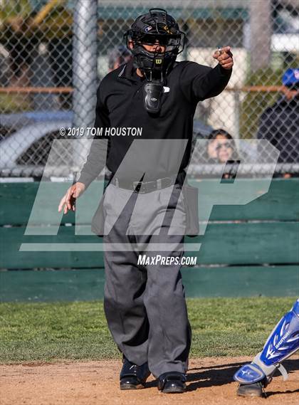Thumbnail 1 in Los Altos vs Serrano photogallery.