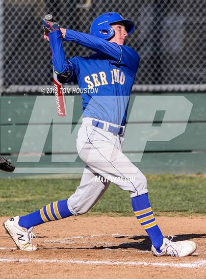 Thumbnail 1 in Los Altos vs Serrano photogallery.