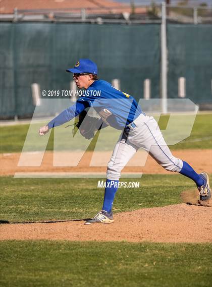 Thumbnail 3 in Los Altos vs Serrano photogallery.