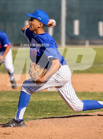 Thumbnail 1 in Los Altos vs Serrano photogallery.