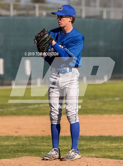 Thumbnail 3 in Los Altos vs Serrano photogallery.