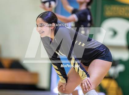 Thumbnail 1 in Calabasas @ Moorpark photogallery.