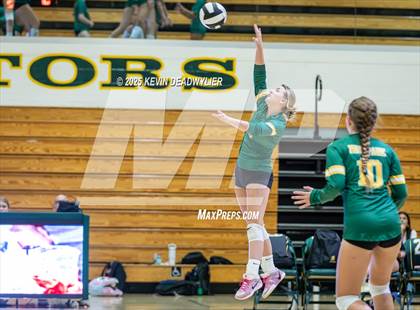 Thumbnail 2 in Calabasas @ Moorpark photogallery.