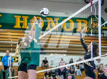 Thumbnail 3 in Calabasas @ Moorpark photogallery.