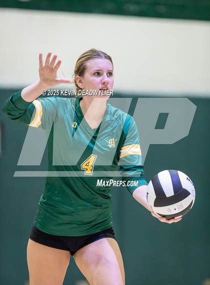 Thumbnail 1 in Calabasas @ Moorpark photogallery.