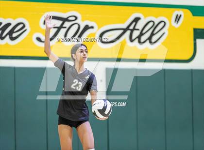 Thumbnail 1 in Calabasas @ Moorpark photogallery.