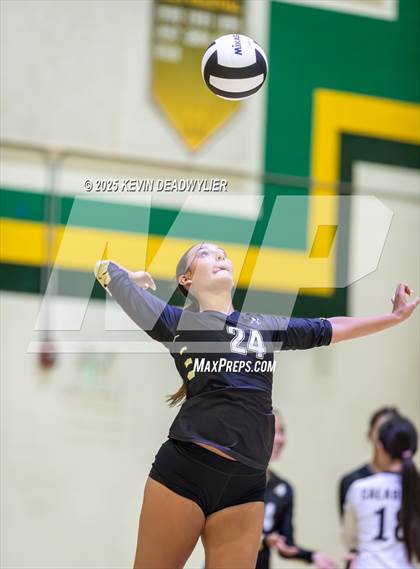 Thumbnail 3 in Calabasas @ Moorpark photogallery.