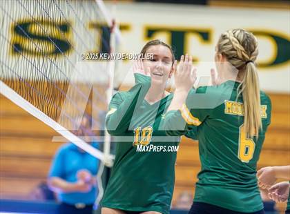 Thumbnail 3 in Calabasas @ Moorpark photogallery.