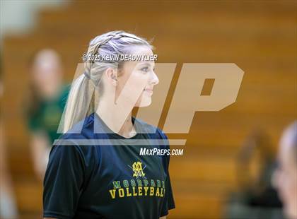 Thumbnail 1 in Calabasas @ Moorpark photogallery.