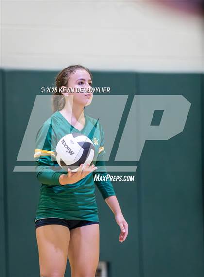 Thumbnail 1 in Calabasas @ Moorpark photogallery.