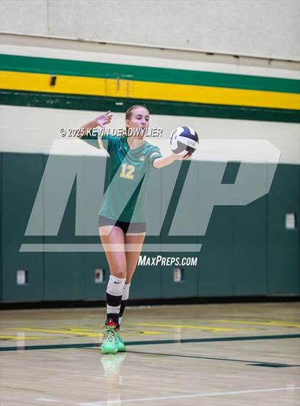 Thumbnail 1 in Calabasas @ Moorpark photogallery.
