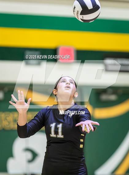 Thumbnail 1 in Calabasas @ Moorpark photogallery.