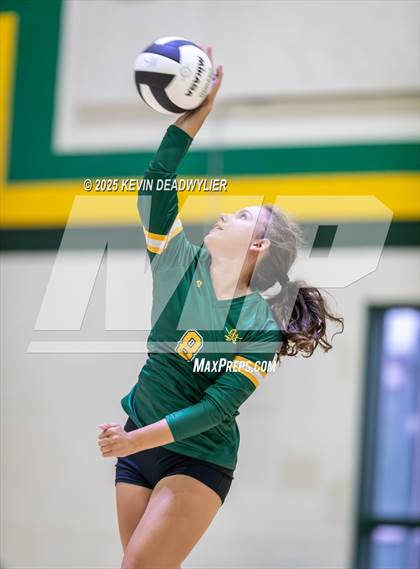 Thumbnail 1 in Calabasas @ Moorpark photogallery.