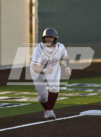 Thumbnail 1 in Cypress Woods vs Cypress Falls photogallery.