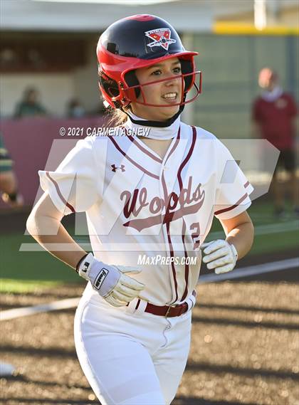 Thumbnail 3 in Cypress Woods vs Cypress Falls photogallery.