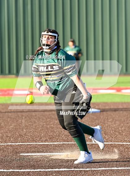 Thumbnail 2 in Cypress Woods vs Cypress Falls photogallery.