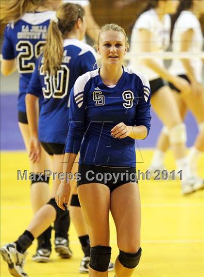 Thumbnail 3 in Sacred Heart Prep vs. La Jolla Country Day (CIF D4 State Final) photogallery.