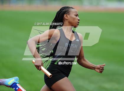 Thumbnail 2 in Rush-Henrietta Relays photogallery.