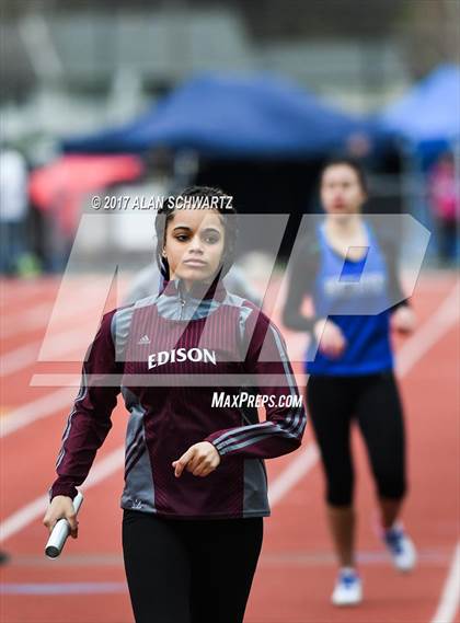 Thumbnail 2 in Rush-Henrietta Relays photogallery.