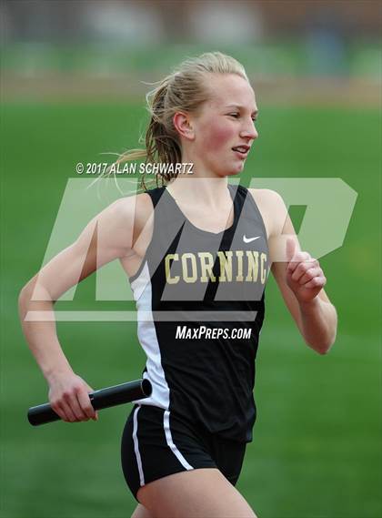 Thumbnail 2 in Rush-Henrietta Relays photogallery.