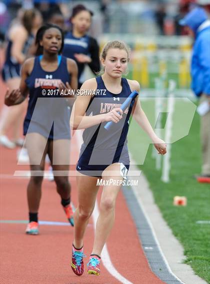 Thumbnail 2 in Rush-Henrietta Relays photogallery.