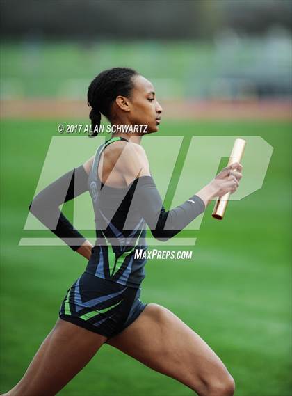 Thumbnail 2 in Rush-Henrietta Relays photogallery.