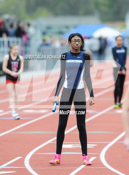 Thumbnail 1 in Rush-Henrietta Relays photogallery.