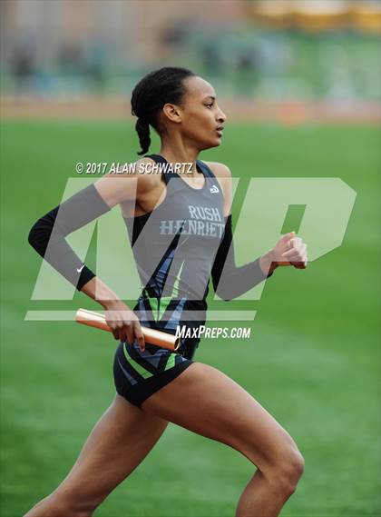 Thumbnail 1 in Rush-Henrietta Relays photogallery.