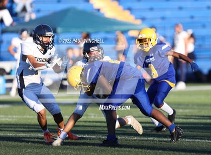 Thumbnail 2 in Inderkum @ Grant photogallery.