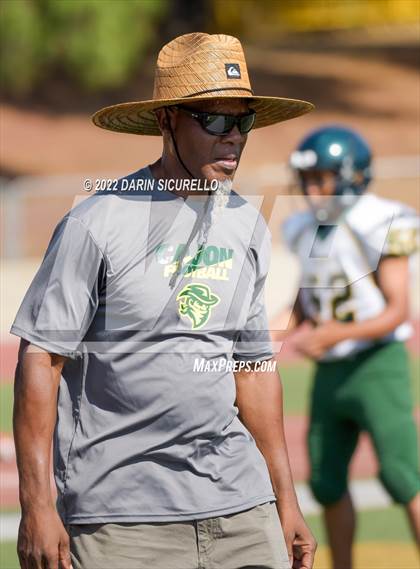 Thumbnail 3 in Moorpark vs Cajon photogallery.