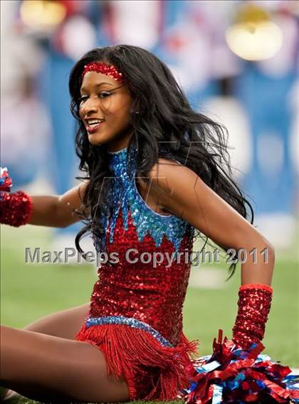 Thumbnail 1 in Cocoa vs. Skyline (Kirk Herbstreit National Kickoff Classic) photogallery.
