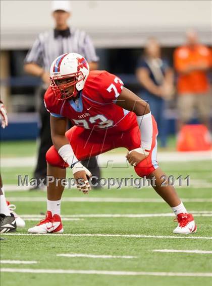 Thumbnail 1 in Cocoa vs. Skyline (Kirk Herbstreit National Kickoff Classic) photogallery.