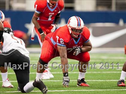Thumbnail 2 in Cocoa vs. Skyline (Kirk Herbstreit National Kickoff Classic) photogallery.