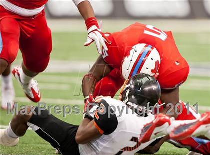 Thumbnail 3 in Cocoa vs. Skyline (Kirk Herbstreit National Kickoff Classic) photogallery.