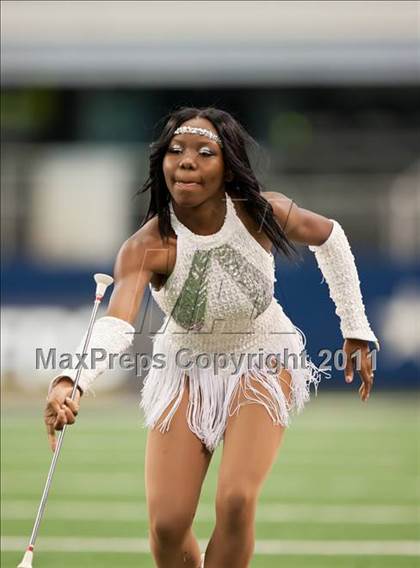 Thumbnail 1 in Cocoa vs. Skyline (Kirk Herbstreit National Kickoff Classic) photogallery.