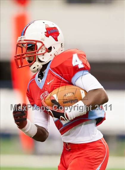 Thumbnail 1 in Cocoa vs. Skyline (Kirk Herbstreit National Kickoff Classic) photogallery.