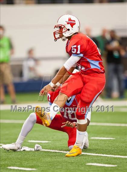 Thumbnail 3 in Cocoa vs. Skyline (Kirk Herbstreit National Kickoff Classic) photogallery.