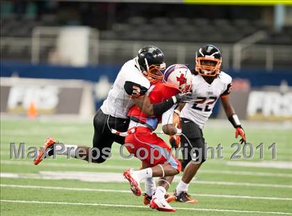 Thumbnail 1 in Cocoa vs. Skyline (Kirk Herbstreit National Kickoff Classic) photogallery.