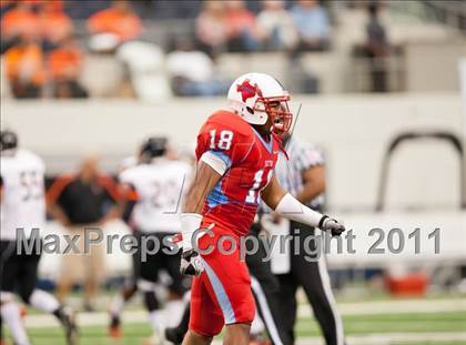 Thumbnail 1 in Cocoa vs. Skyline (Kirk Herbstreit National Kickoff Classic) photogallery.
