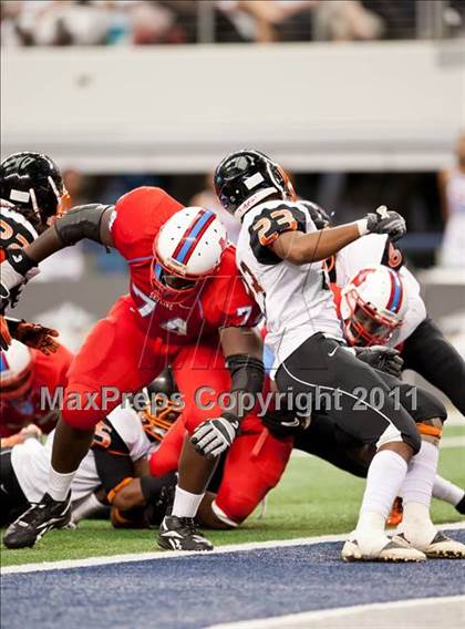 Thumbnail 1 in Cocoa vs. Skyline (Kirk Herbstreit National Kickoff Classic) photogallery.